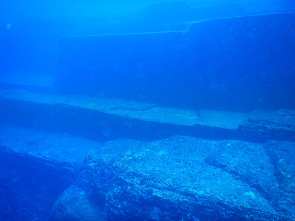 Monument Yonaguni